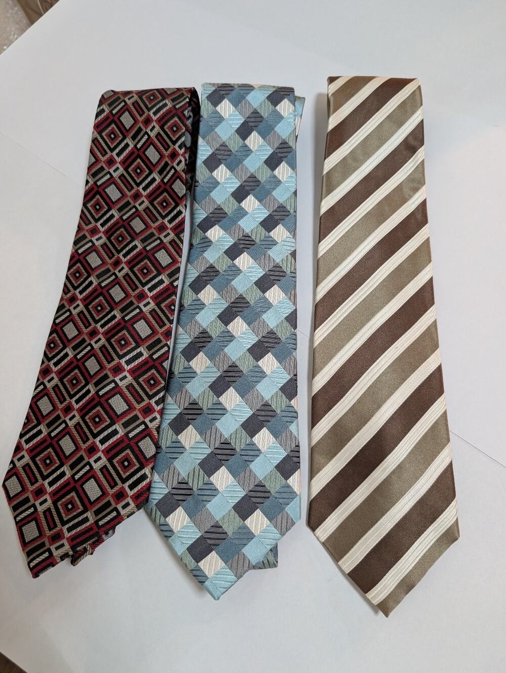 Geoffrey Beene Men's Silk Necktie Lot of 3 Striped Geometric Pattern Classic